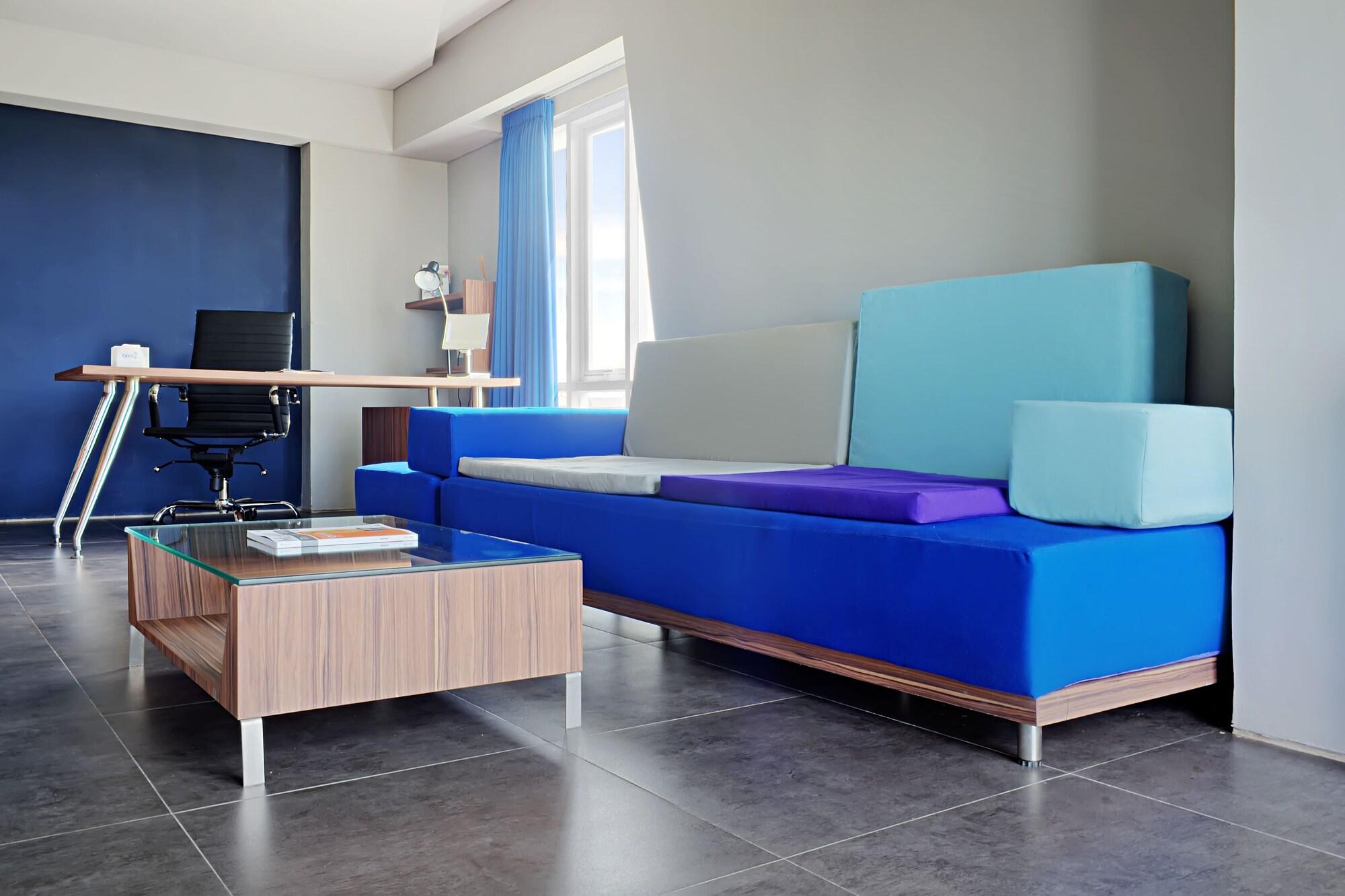 Berry Biz Hotel Семиньяк Экстерьер фото
