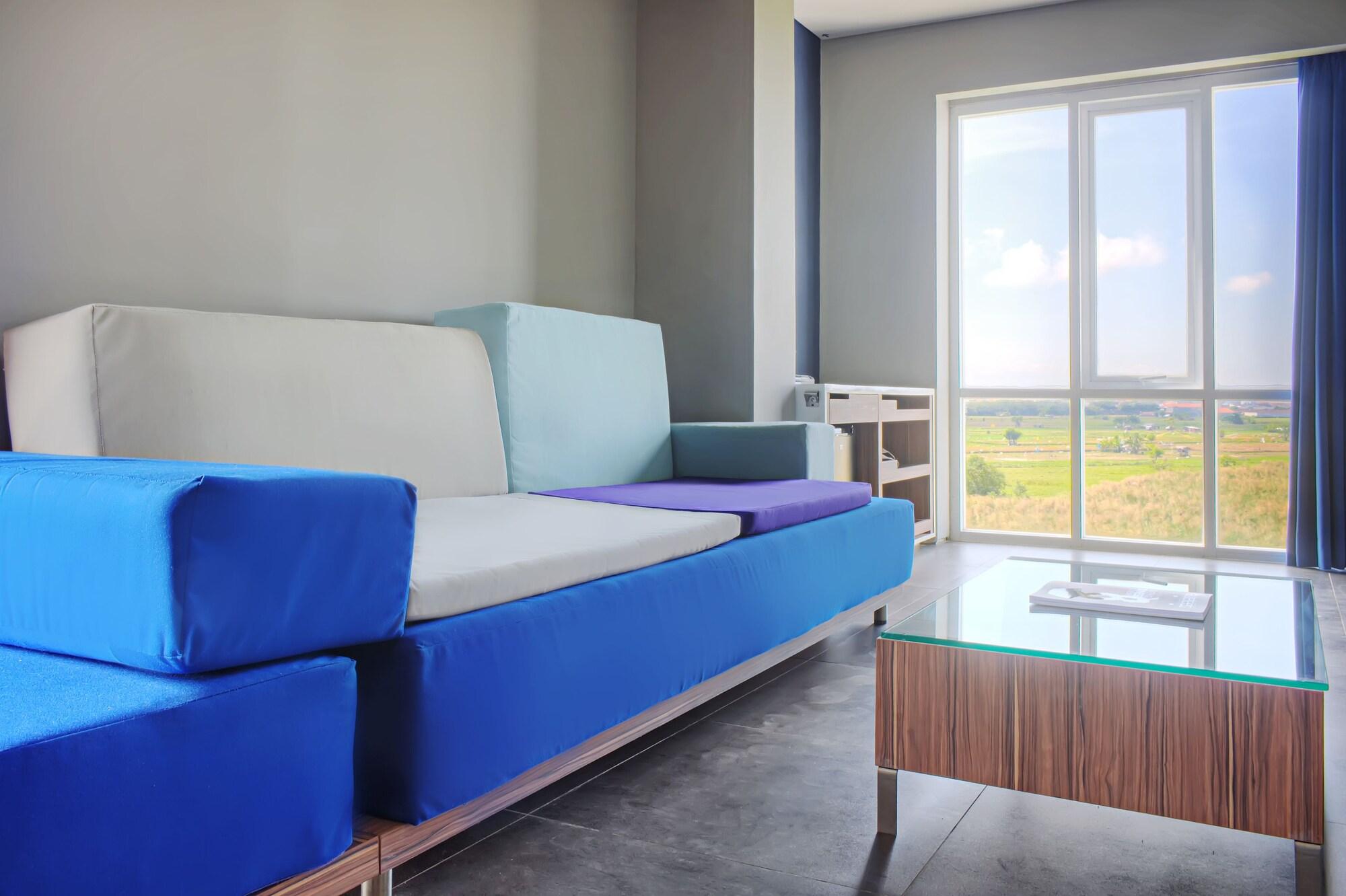 Berry Biz Hotel Семиньяк Экстерьер фото